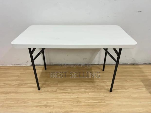 White Classic Rectangular Folderable Table