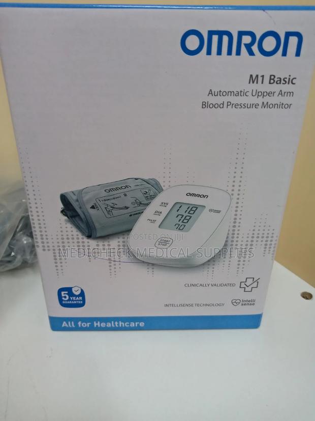 Omron M1 Blood Pressure Machine - thumbnail 2