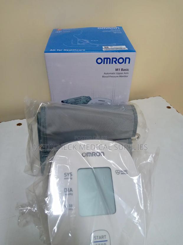 Omron M1 Blood Pressure Machine - thumbnail 3