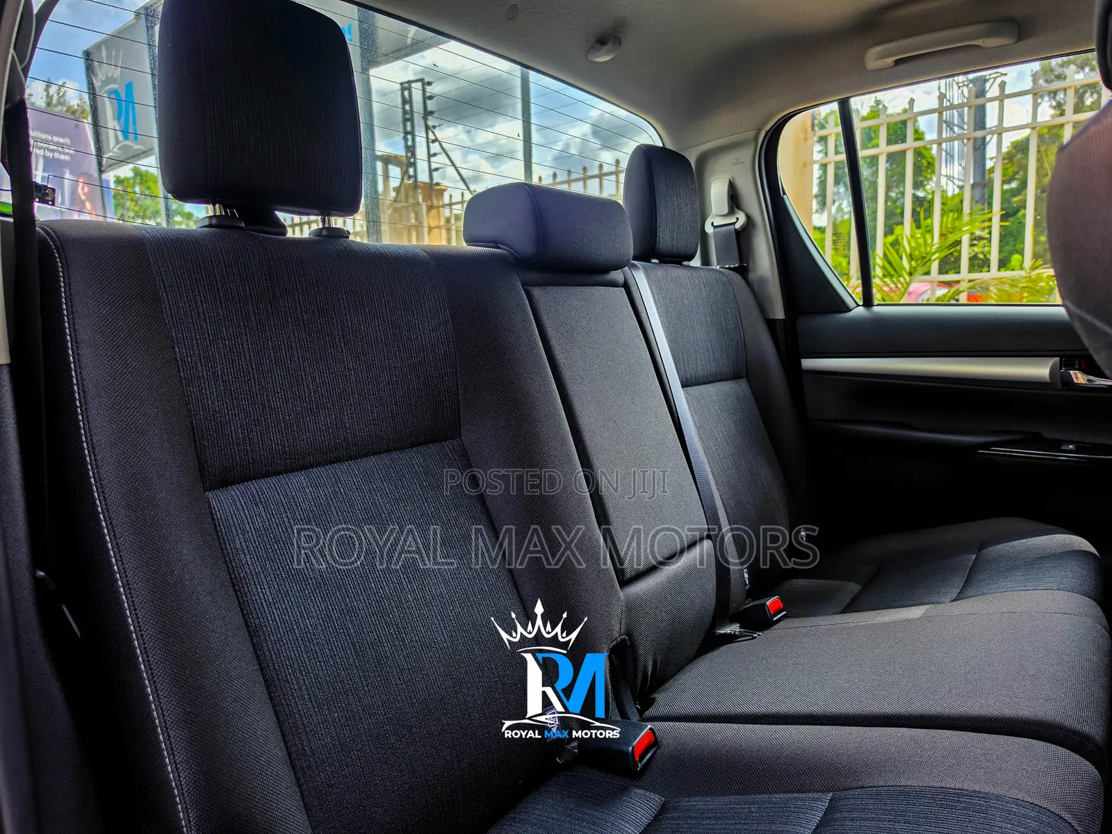 Toyota Hilux Revo Double Cab Deisel 2.4 AWD 2021 Black