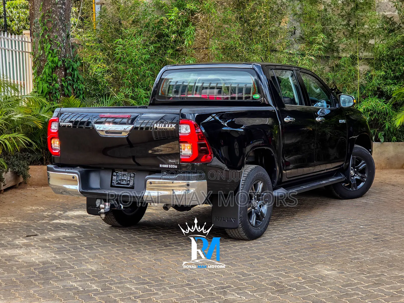 Toyota Hilux Revo Double Cab Deisel 2.4 AWD 2021 Black