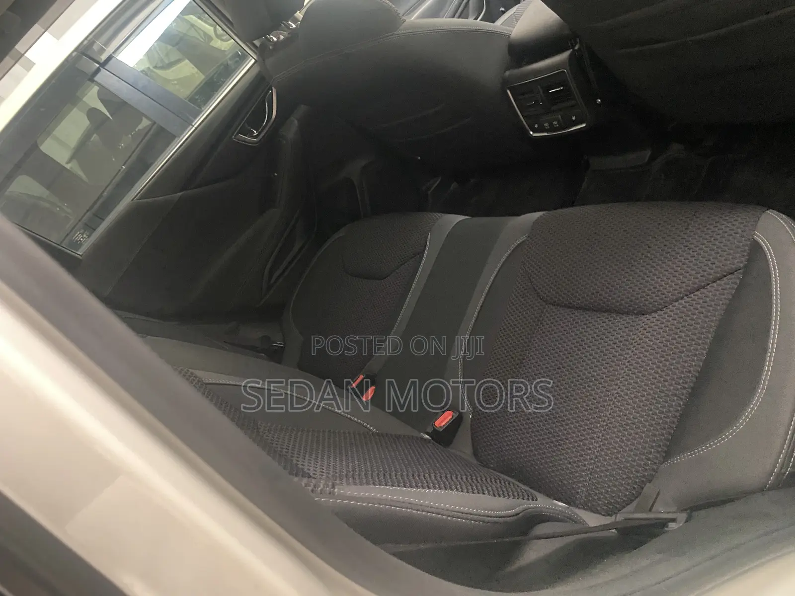 Subaru Forester 2019 Pearl
