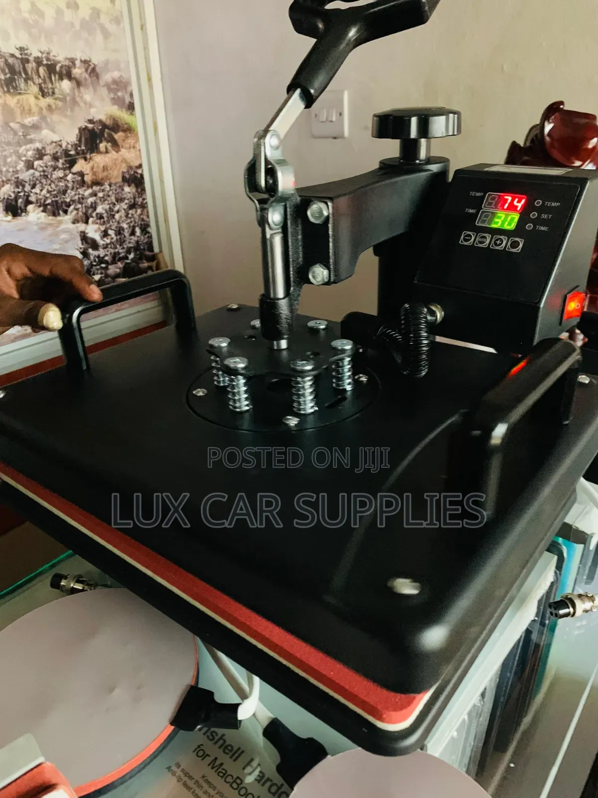 Heat Press Machine 8-in-1 Combo Unit Used for Transferring Designs