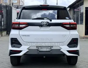 Toyota Raize 1.0 AWD 2019 Pearl