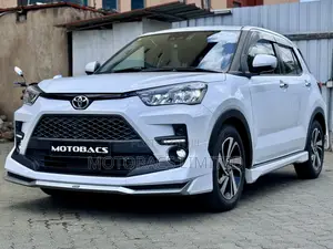 Toyota Raize 1.0 AWD 2019 Pearl