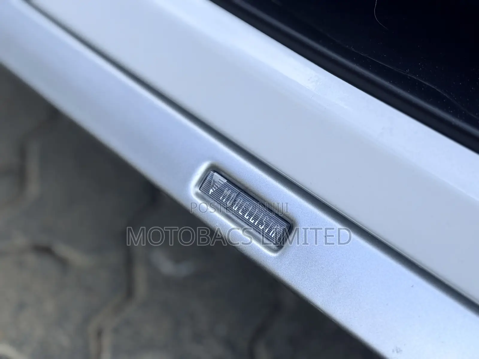 Toyota Raize 1.0 AWD 2019 Pearl