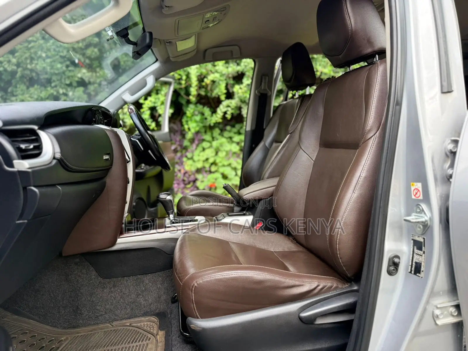 Toyota Fortuner 2017 Silver