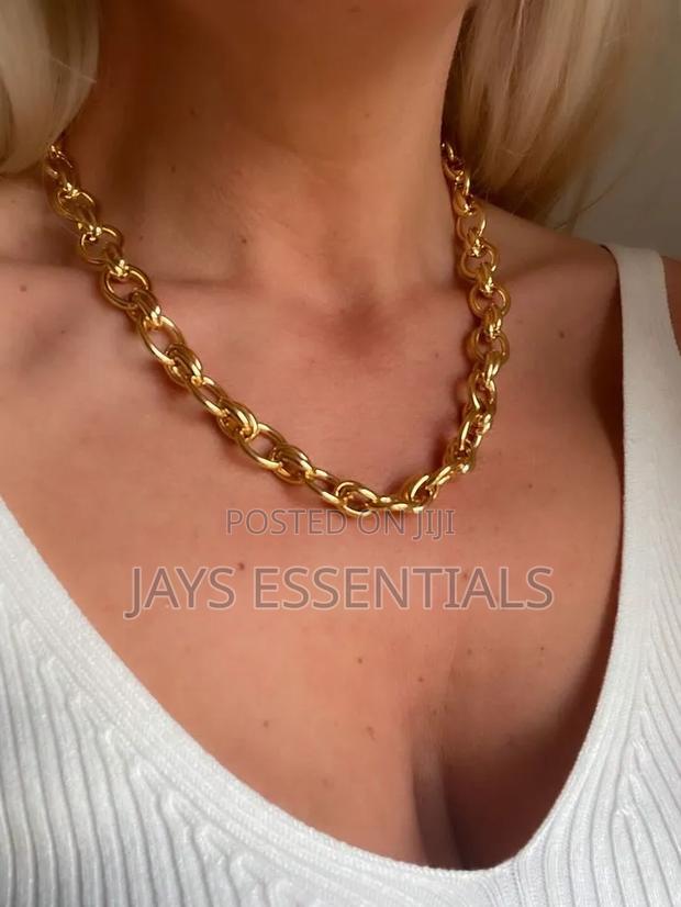 Stylish Statement Necklaces - thumbnail 5