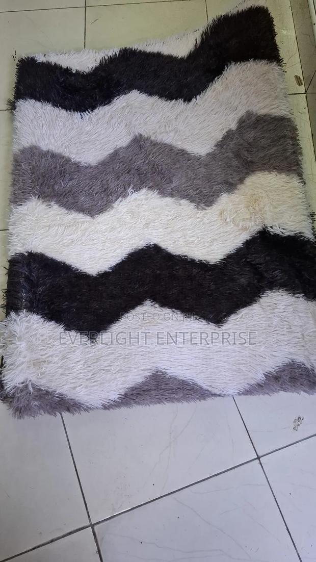 Fluffy Carpet 7x10 - main view