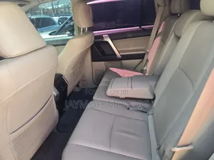 Toyota Land Cruiser Prado 2022