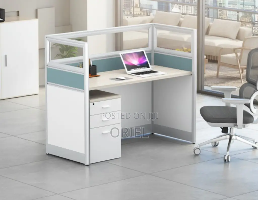 Office Workstation : Modular1-Way Office Workstation Desk Unit