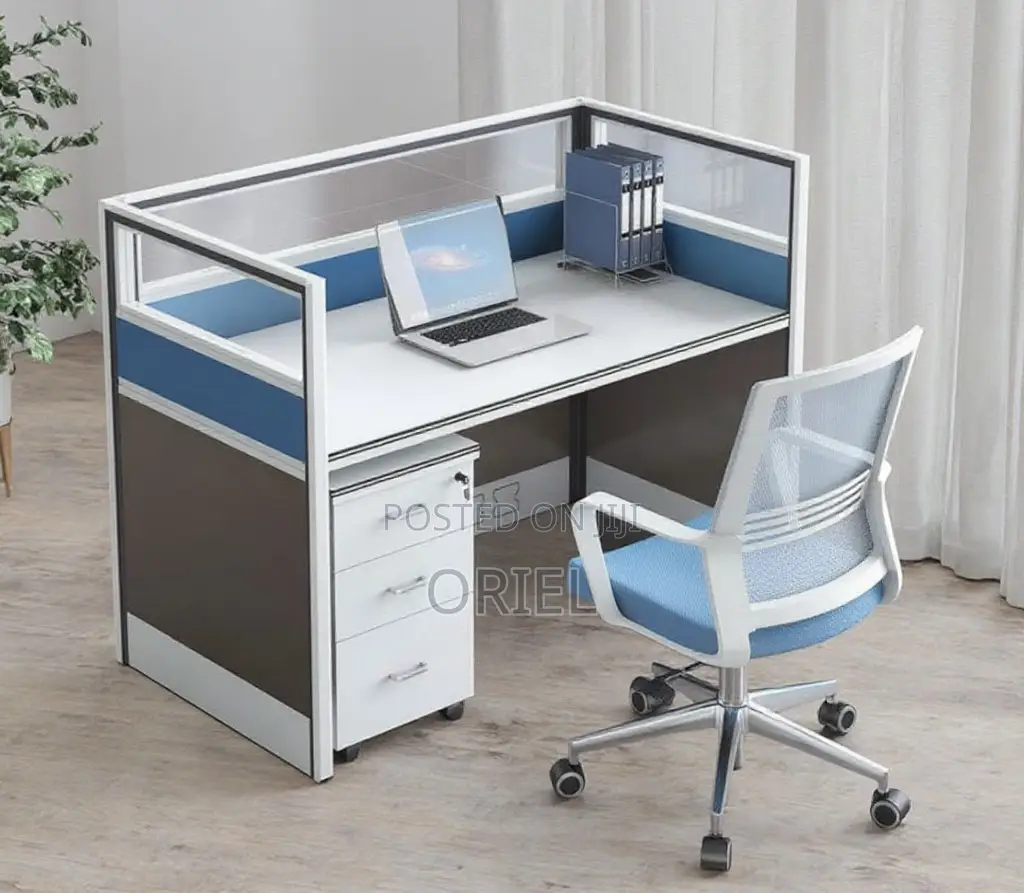 Office Workstation : Modular1-Way Office Workstation Desk Unit