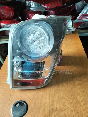 Toyota Fielder 2010 Clear Taillight
