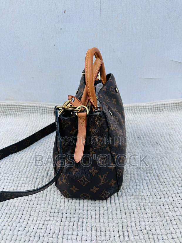 Authentic Louis Vuitton Montaigne Bb Monogram Canvas Tote - thumbnail 5