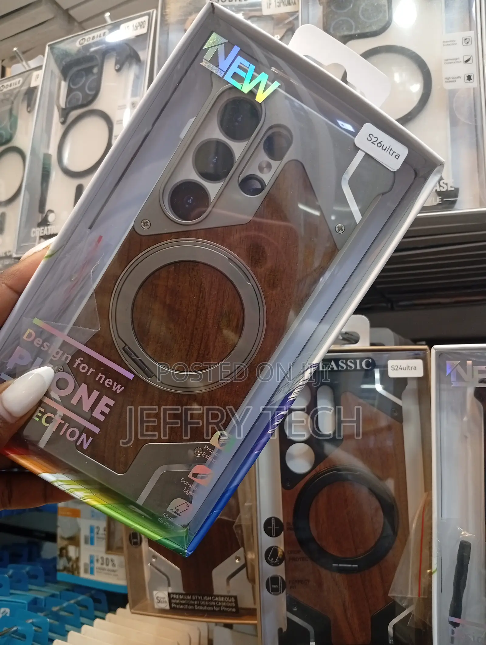 Magnetic Wood-Armor Case for a Samsung Galaxy S26 Ultra,