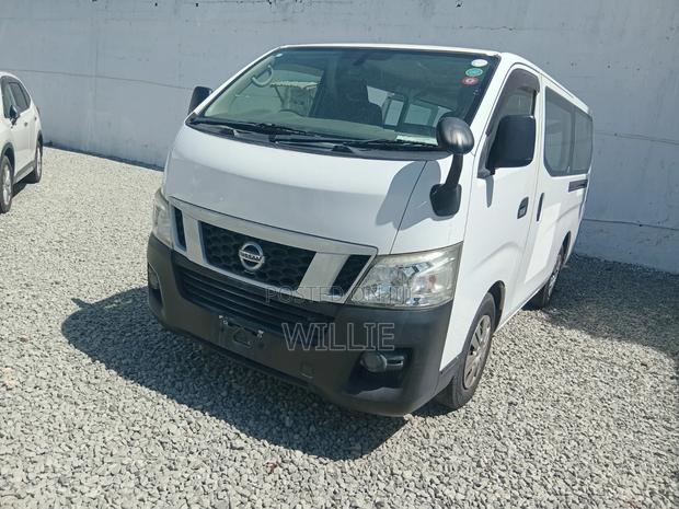 Nissan Caravan (Urvan) 2018 White - thumbnail 2