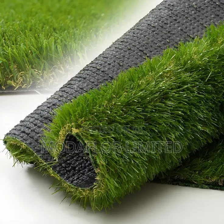 Artificial Grass Carpet for Kids Play Area and Garden Use