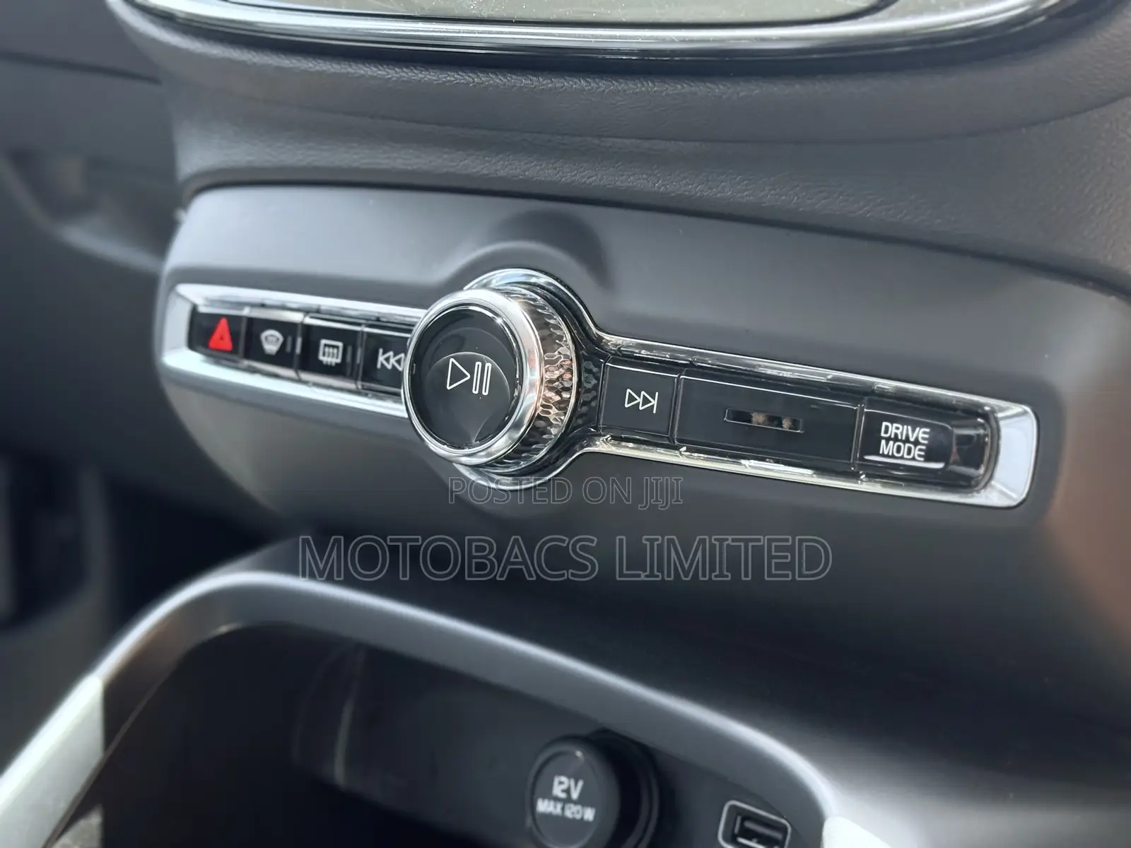 Volvo XC40 2019 Black