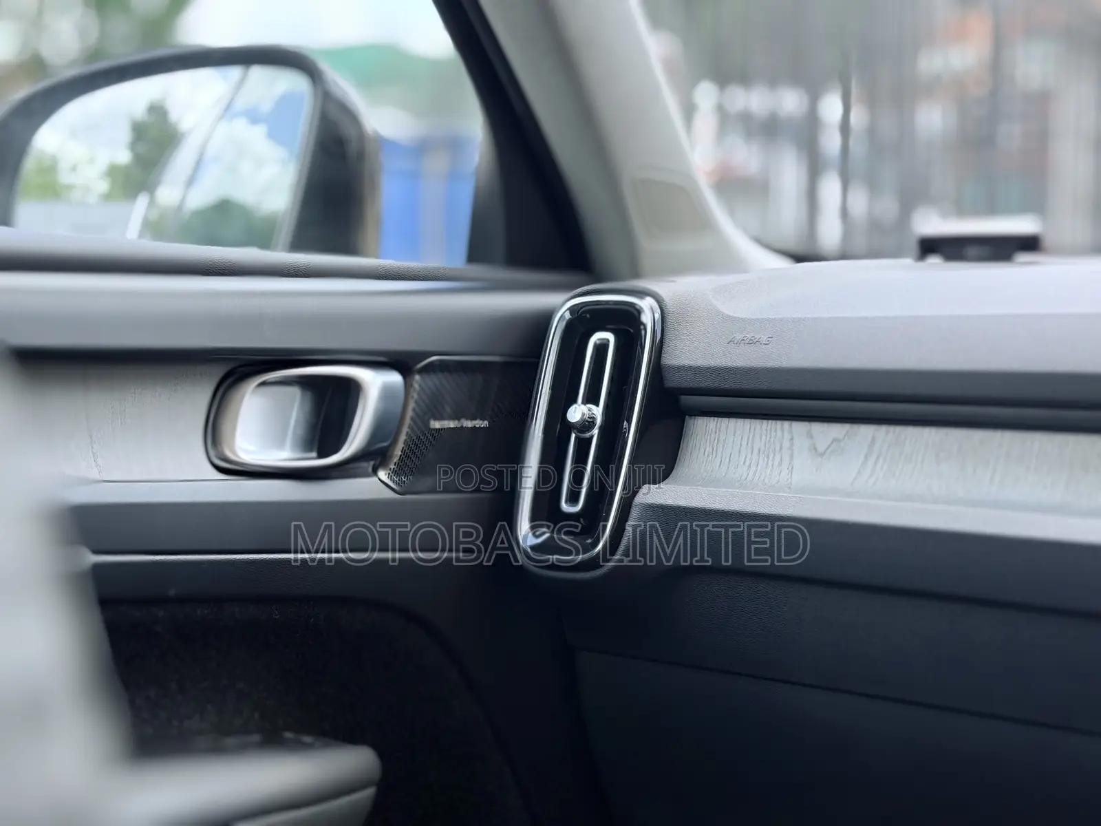 Volvo XC40 2019 Black