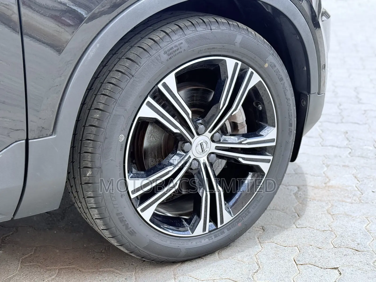Volvo XC40 2019 Black