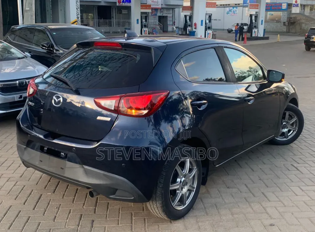 Mazda Demio 2019 Blue