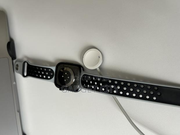 Apple Watch - thumbnail 3