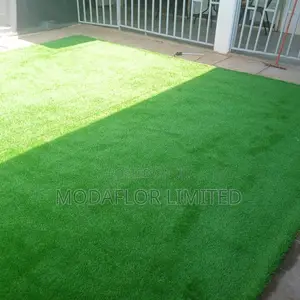 Grass Carpet for Balcony, Garden and Football Turf Use