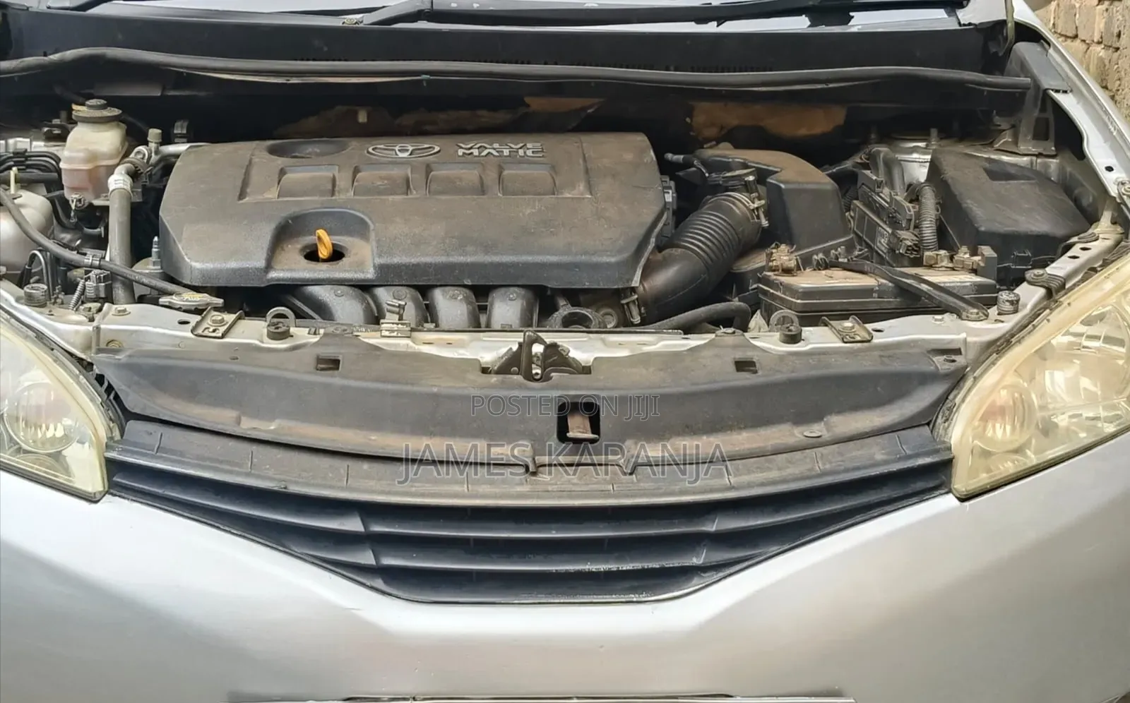 Toyota Wish 2010 Silver