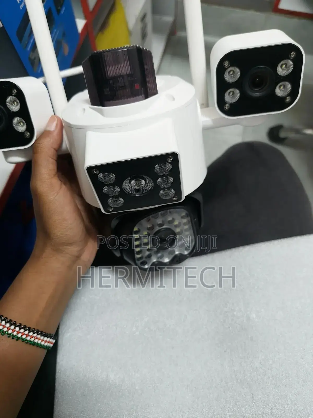 Security CCTV Triple Lens 4g Electric Model Has Ethernet Cable