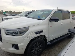 Toyota Hilux Revo Smart Cab Deisel 2.4 AWD 2022 White