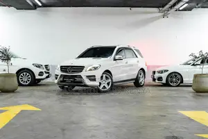 Mercedes-Benz M Class ML350 4MATIC 4dr SUV AWD (3.5L 6cyl 7A) 2015