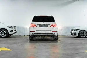 Mercedes-Benz M Class ML350 4MATIC 4dr SUV AWD (3.5L 6cyl 7A) 2015