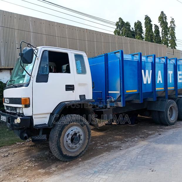Isuzu Truck
