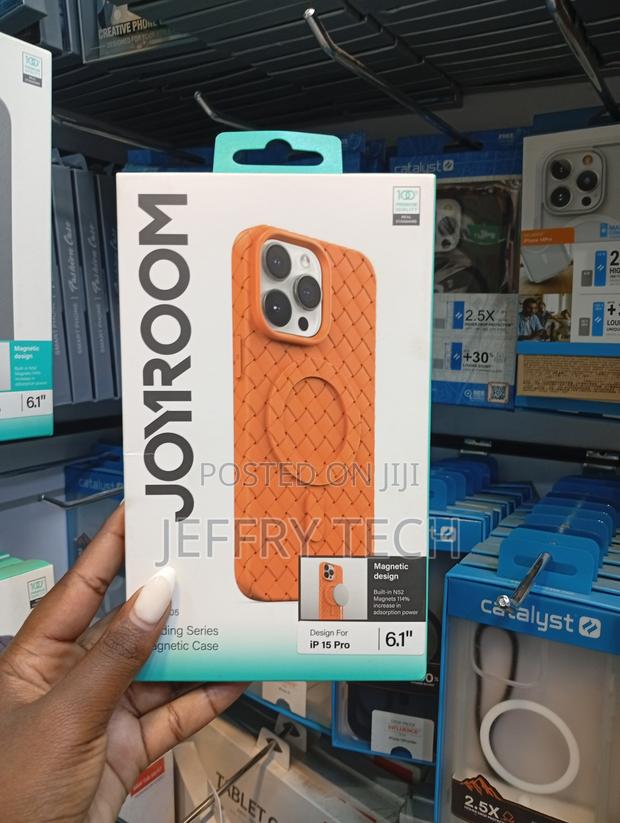 Braided Series Magnetic Protection Case for the iPhone 15 Pro,
