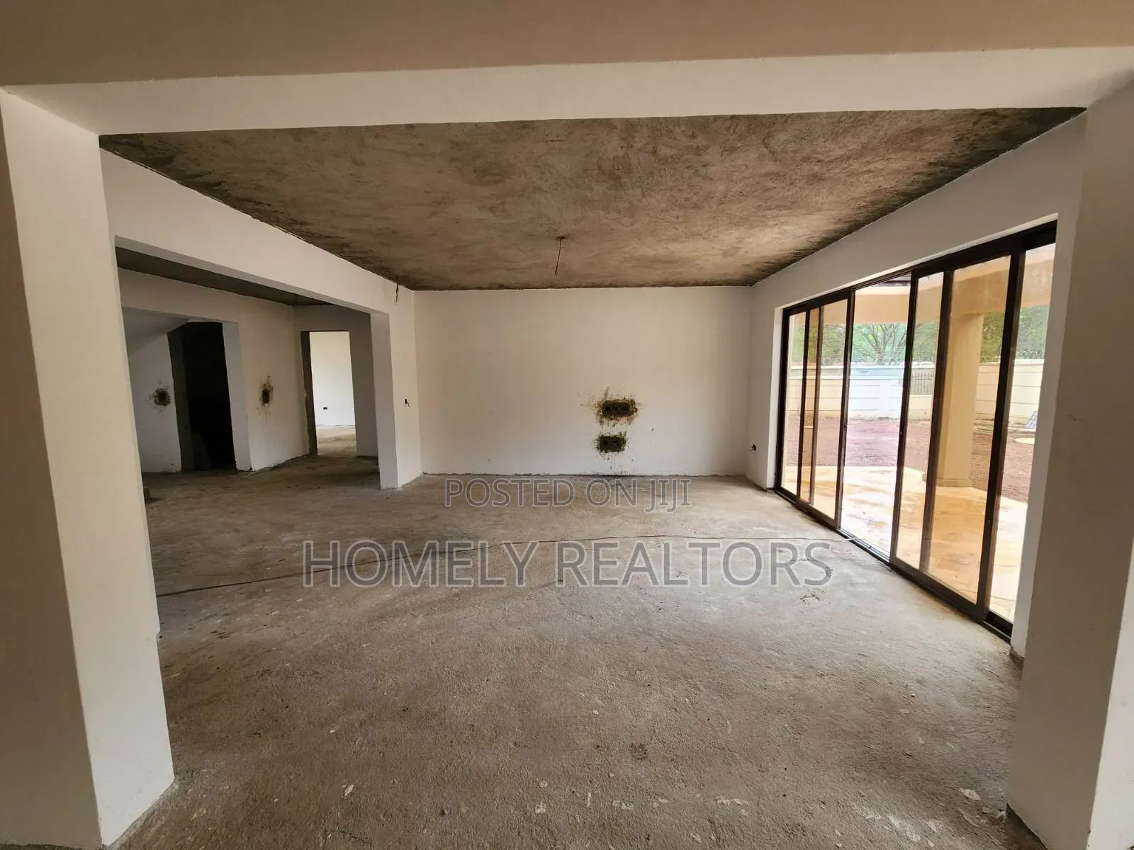 6bdrm Mansion in Bogani, Karen for sale