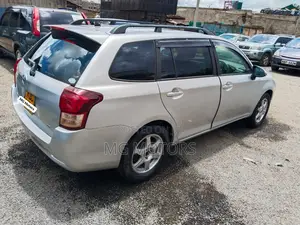 Toyota Corolla Fielder 2015 Silver
