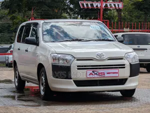 Toyota Succeed 2019 White