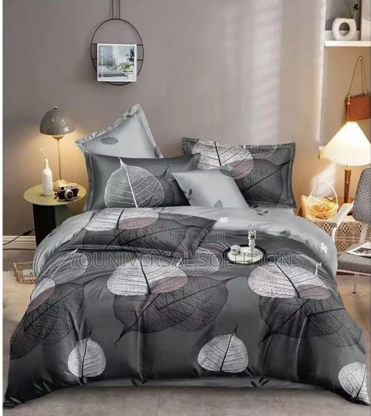 High Quality Cotton Flowered Duvet Covers. Size: 6x6 Pillowcases: