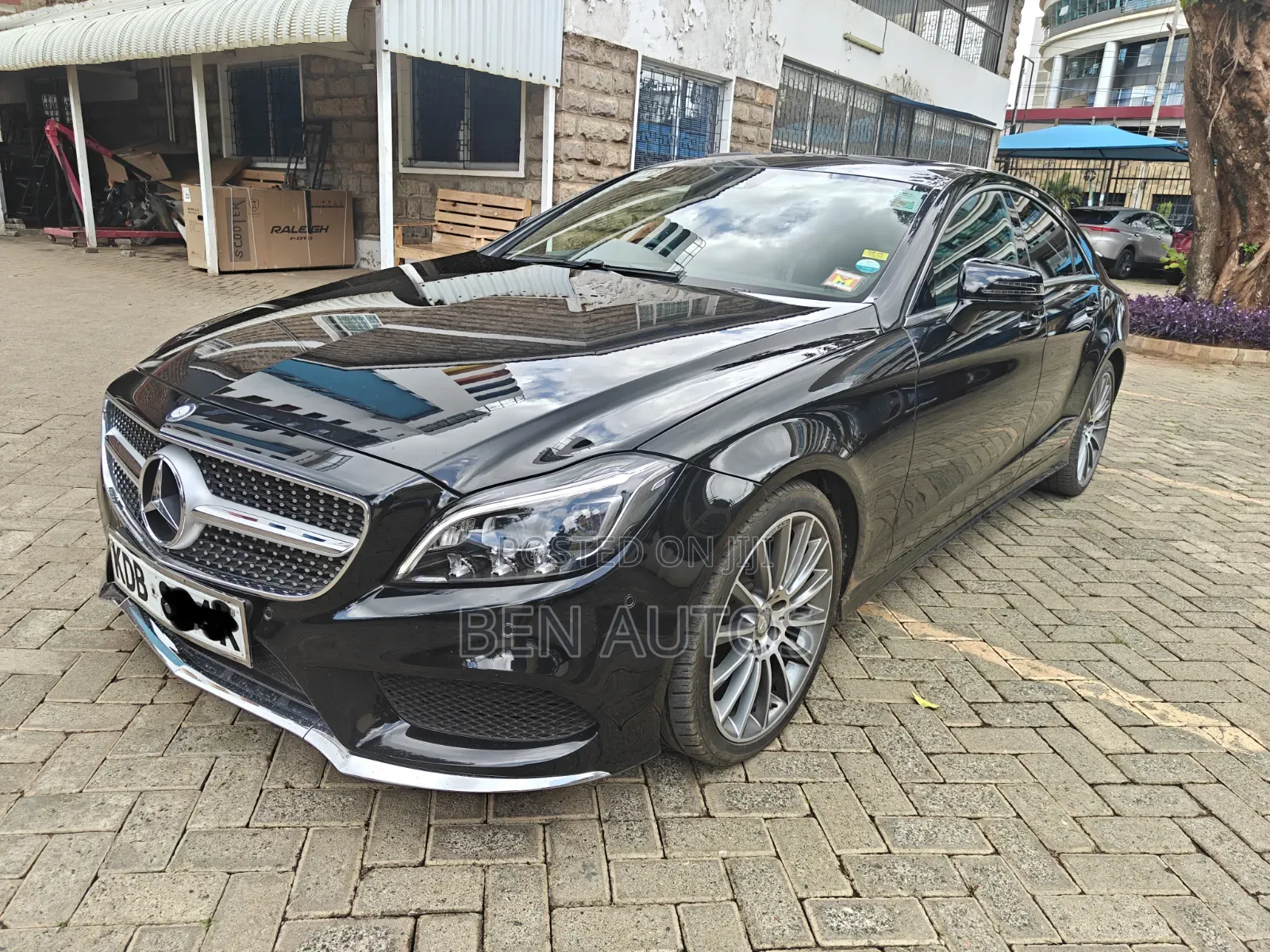 Mercedes-Benz CLS 2015 Black