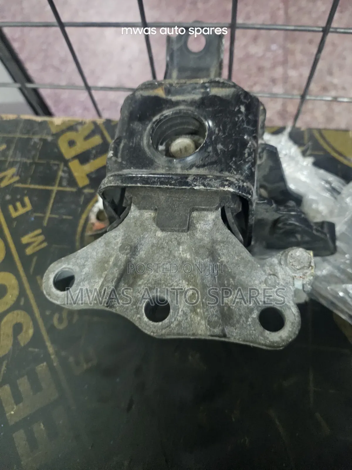 Suzuki Alto Mounting