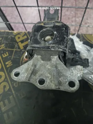 Suzuki Alto Mounting