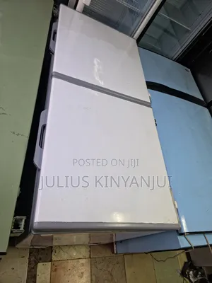 Hard Top 2 Doors Freezer
