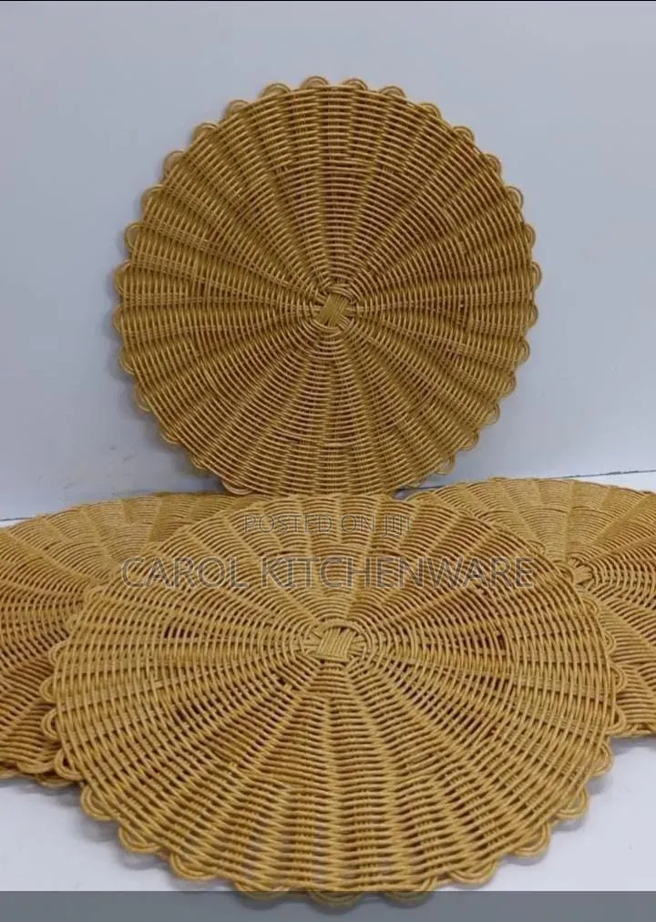 Rattan Unique Mat