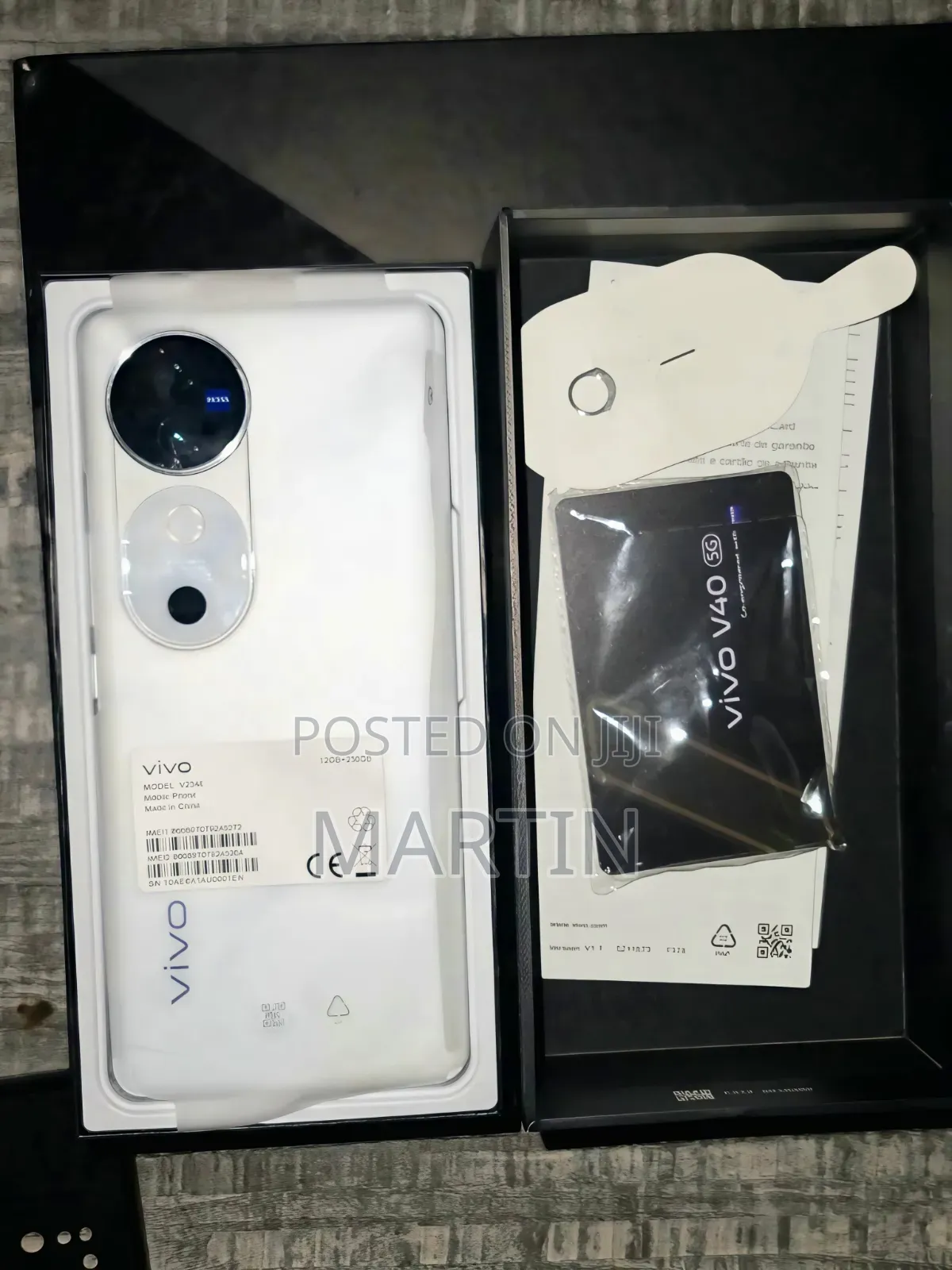 New Vivo V40 5G 256 GB White