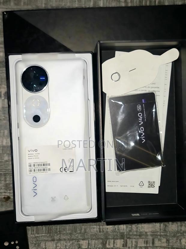 New Vivo V40 5G 256 GB White