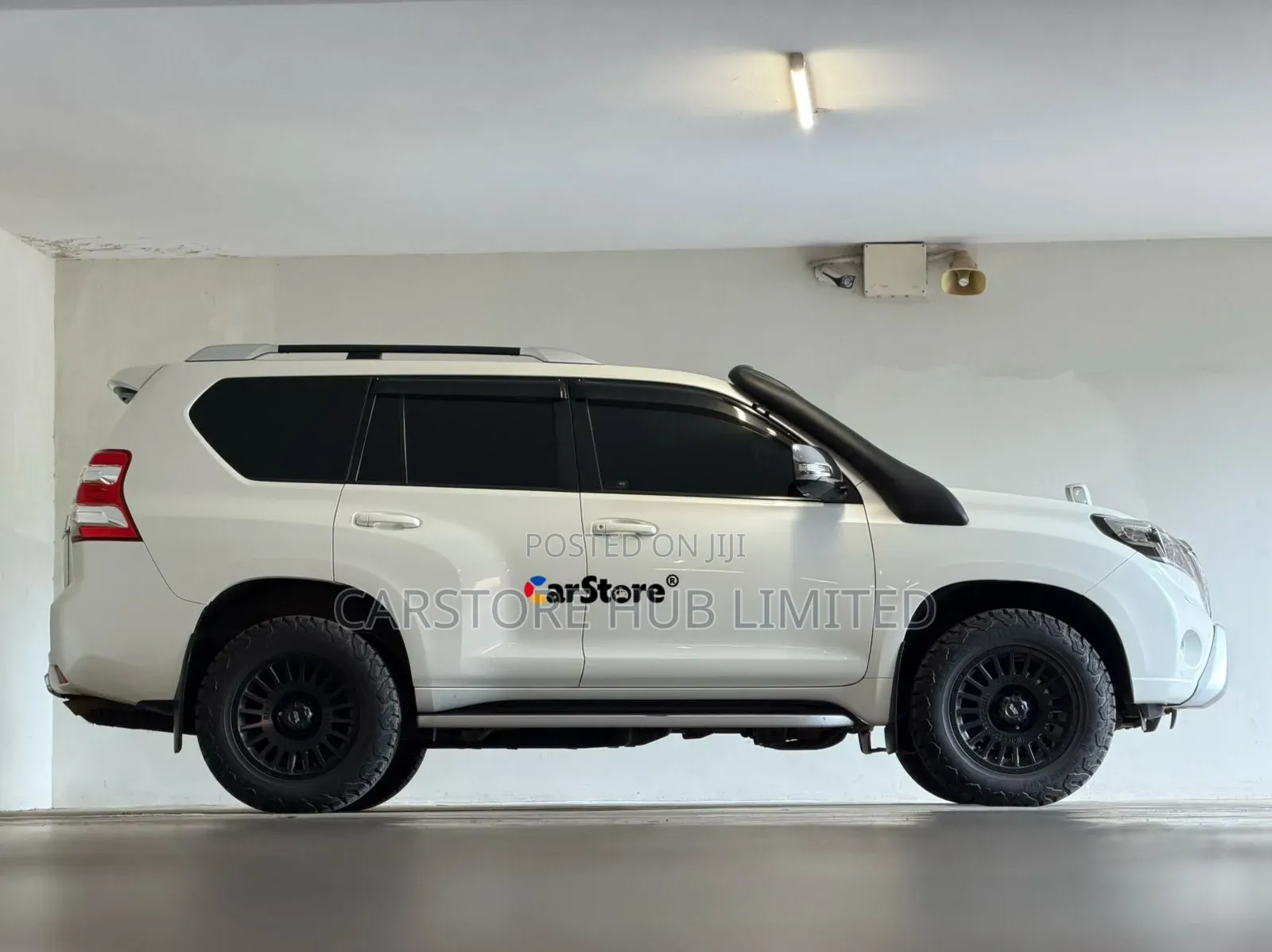 Toyota Land Cruiser Prado 2.8 2018 White