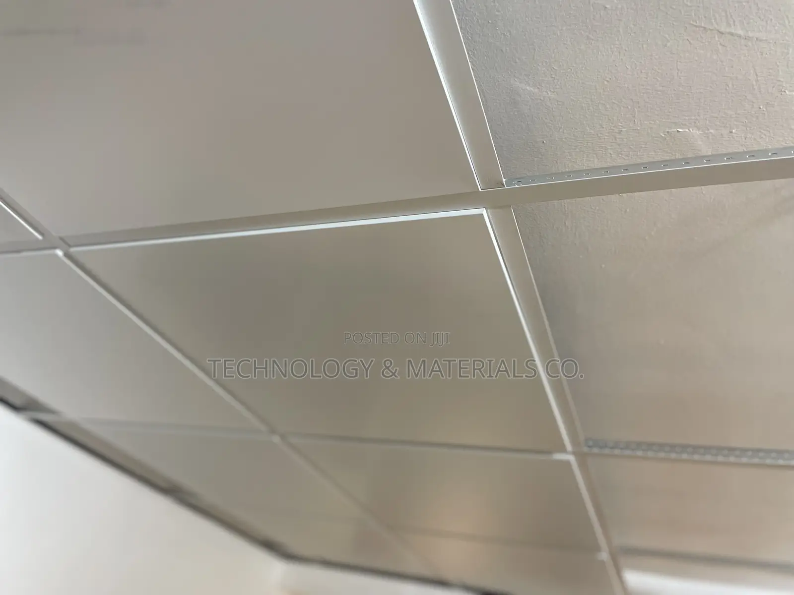 Waterproof Aluminum Ceiling System- 600x600mm