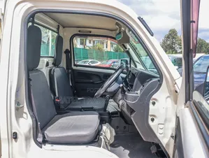 Daihatsu Hijet 2019 White