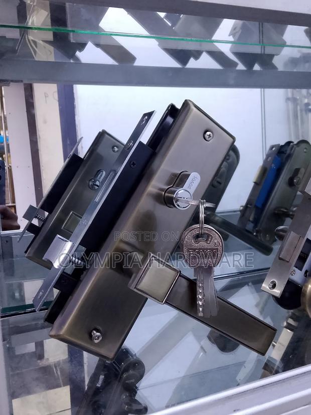 Bovos Antique Door Lock - main view