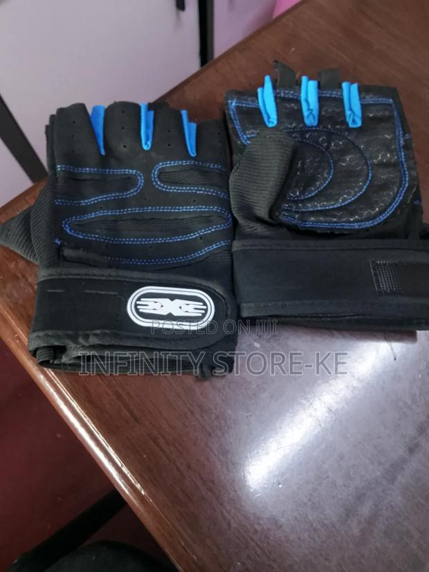 Unisex Gym Gloves - thumbnail 2